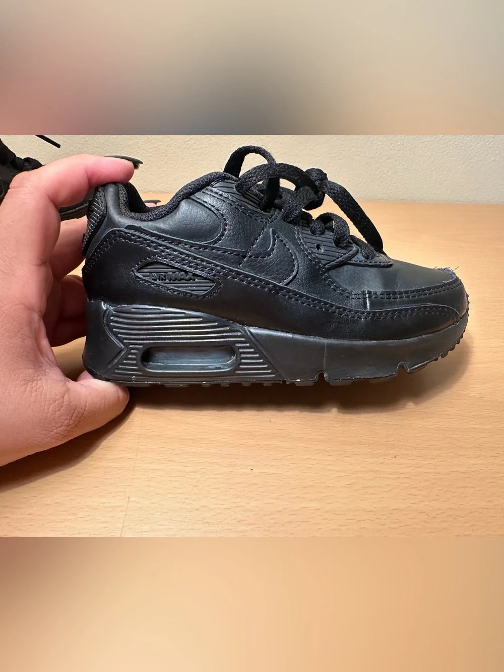 Nike Air Max 90 Low Triple Black Unisex Shoes Size 12C